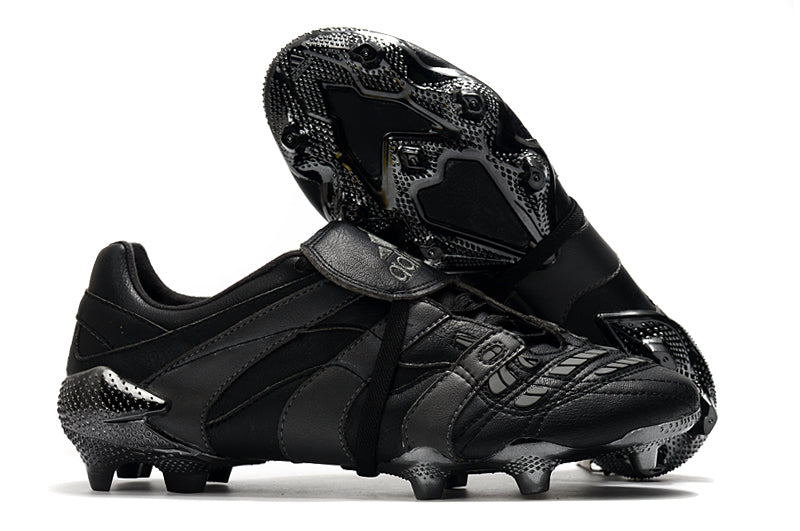 Chuteira Adidas Predator Accelerator FG - Preta